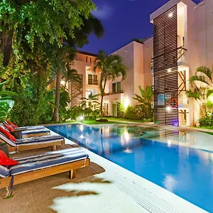 Via Tendenza , Playa del Carmen Mexique