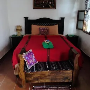 Francisco's 4*, Antigua Guatemala